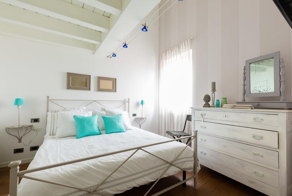 Villa Dei Colori Тосколано Мадерно Екстериор снимка